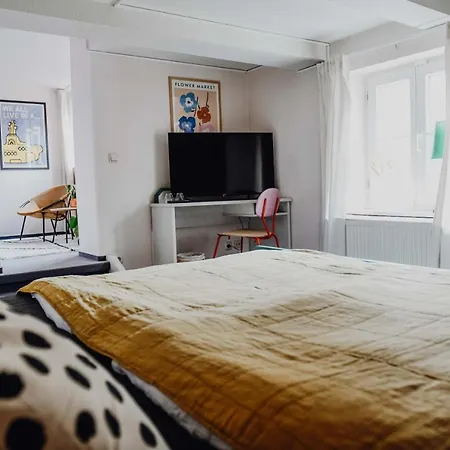 דירה Sleepart For 3